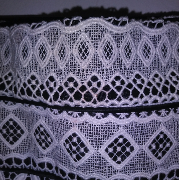 NWT Cynthia Steffe Trudy Embroidered Eyelet Dress - Picture 7 of 7